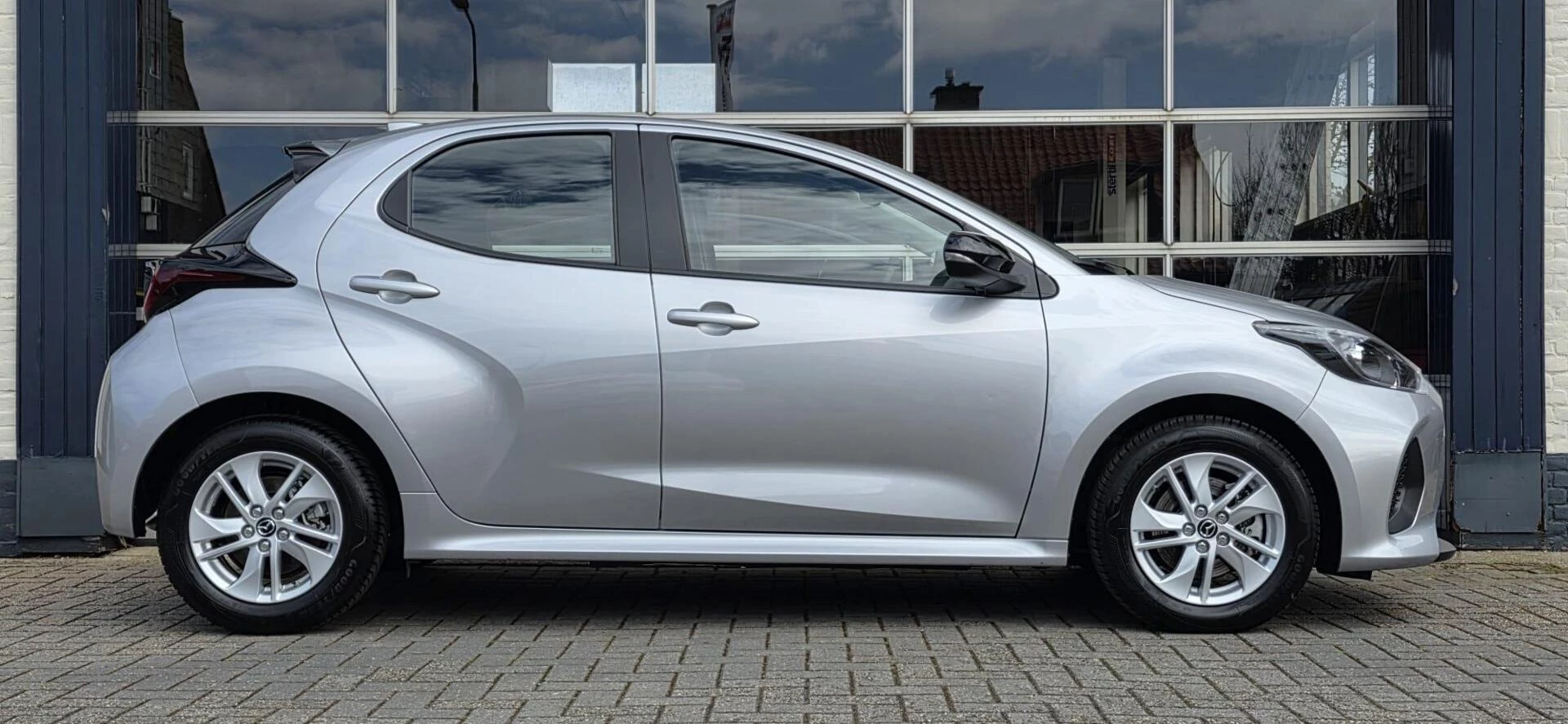 Hoofdafbeelding Mazda 2 Hybrid