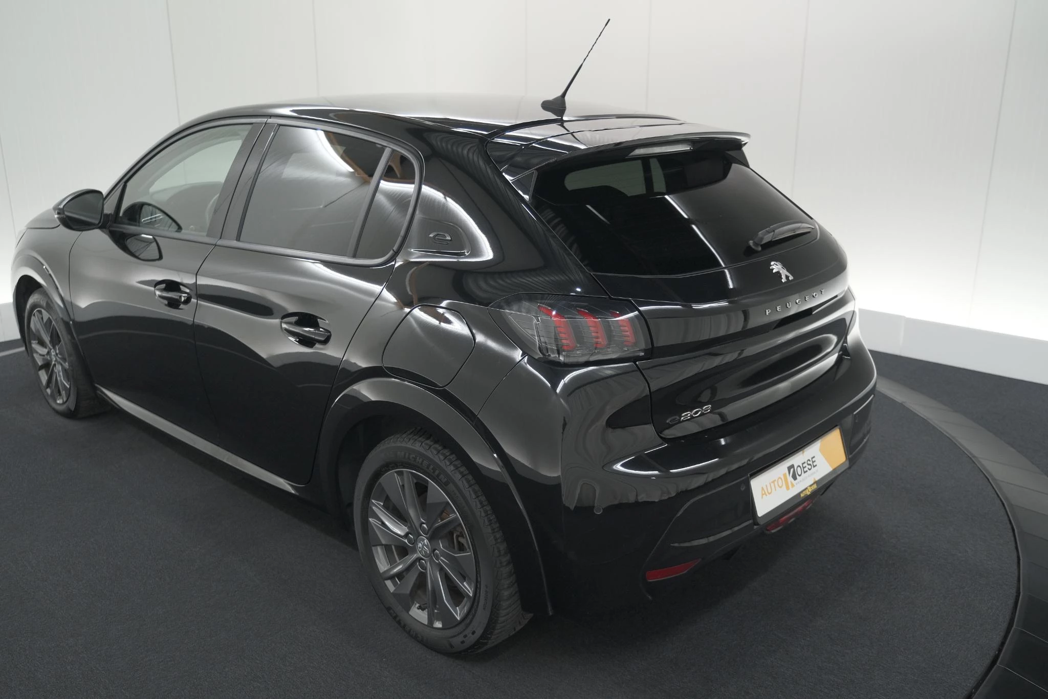 Hoofdafbeelding Peugeot e-208