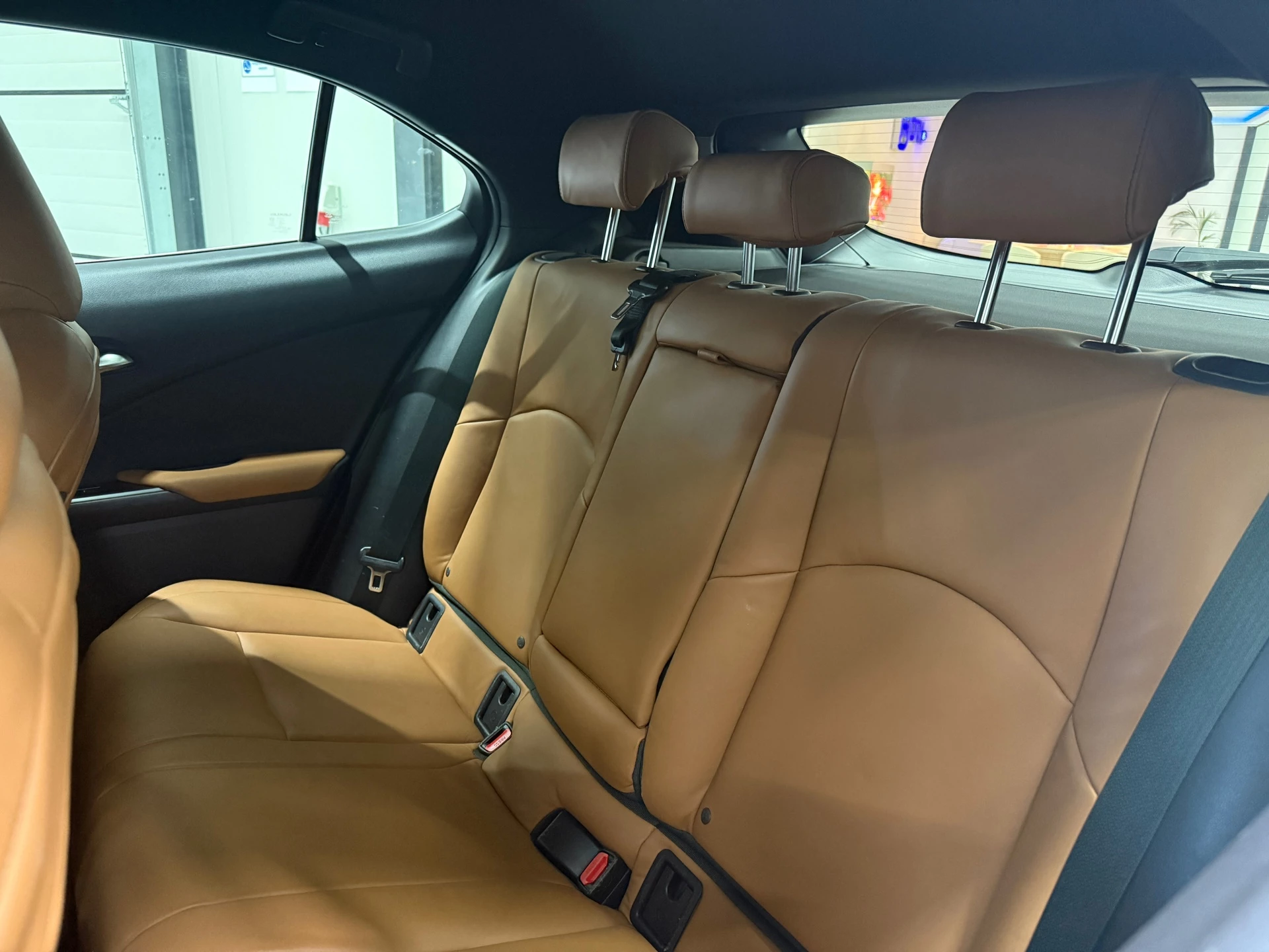 Hoofdafbeelding Lexus UX