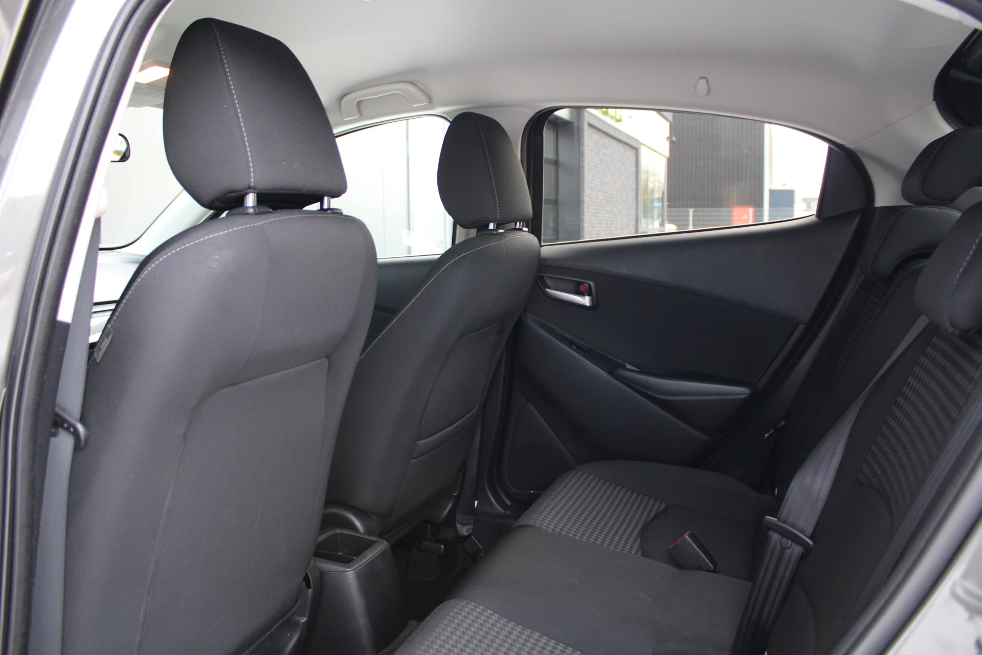 Hoofdafbeelding Mazda 2