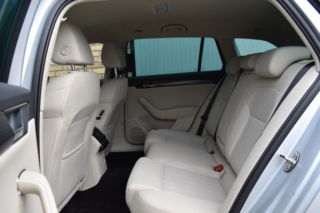 Hoofdafbeelding Škoda Superb
