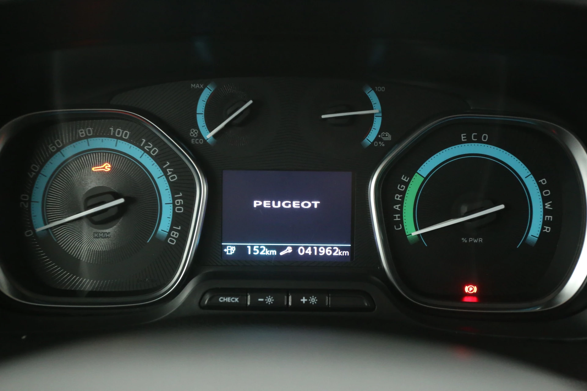 Hoofdafbeelding Peugeot e-Expert
