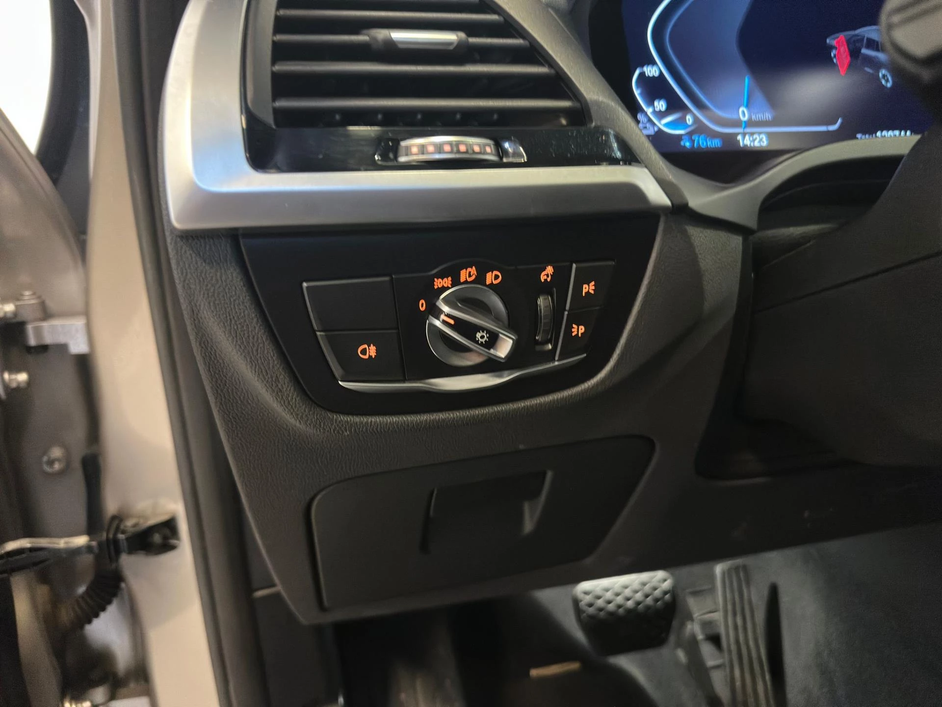 Hoofdafbeelding BMW iX3