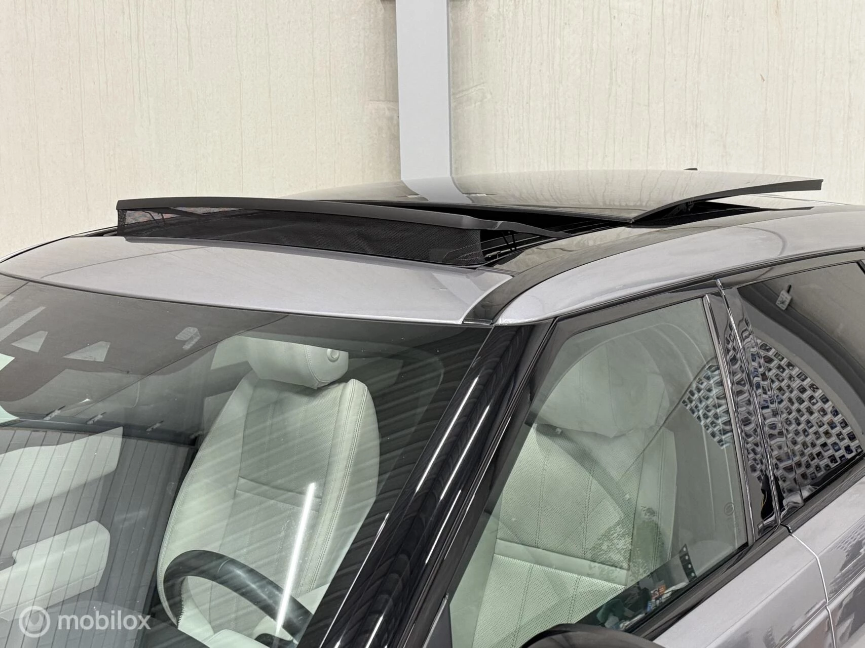 Hoofdafbeelding Land Rover Range Rover Velar