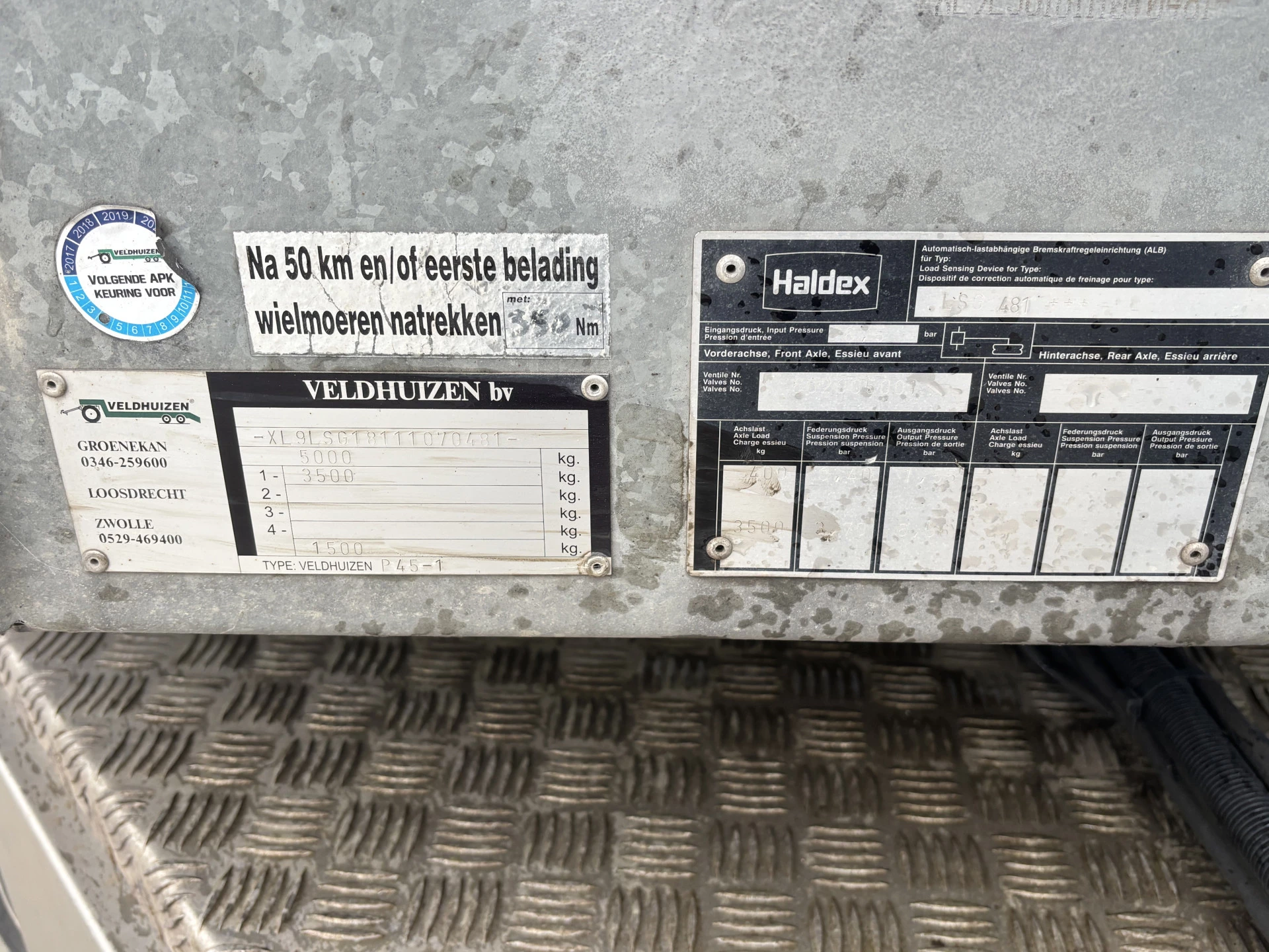 Hoofdafbeelding Iveco 40C18 3.0 180 PK Automaat Be Trekker + Veldhuizen P45-1 2019 Semi Dieplader