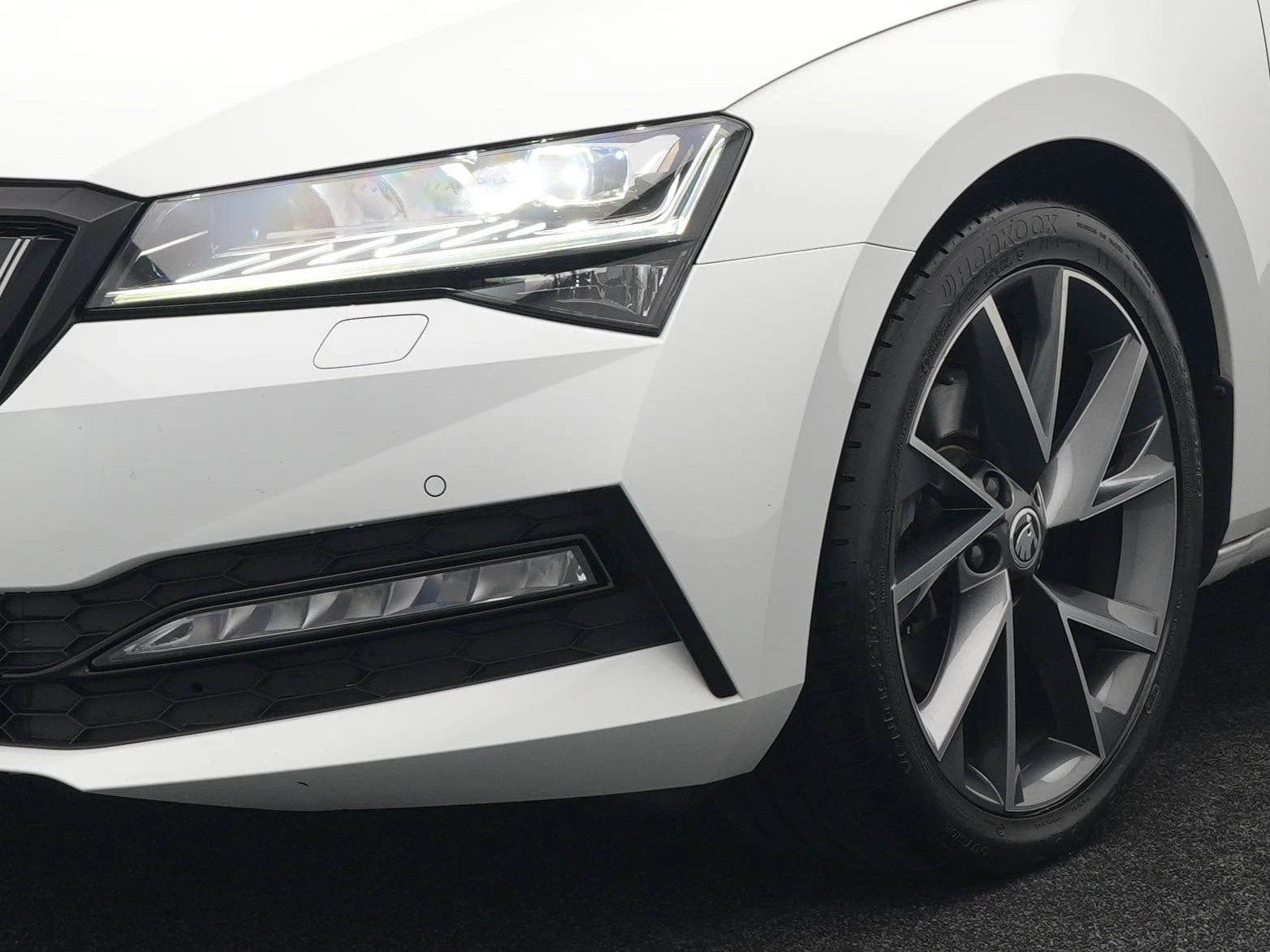 Hoofdafbeelding Škoda Superb
