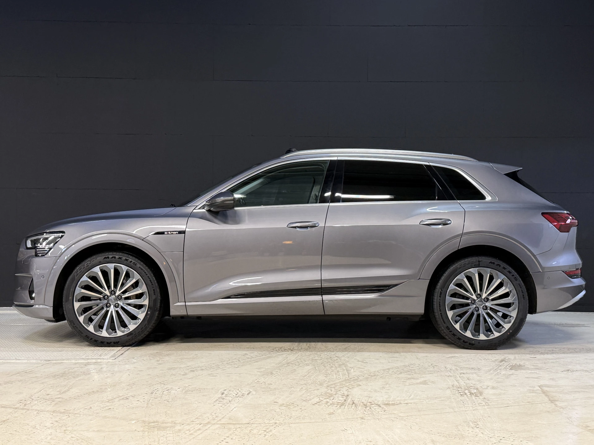 Hoofdafbeelding Audi e-tron