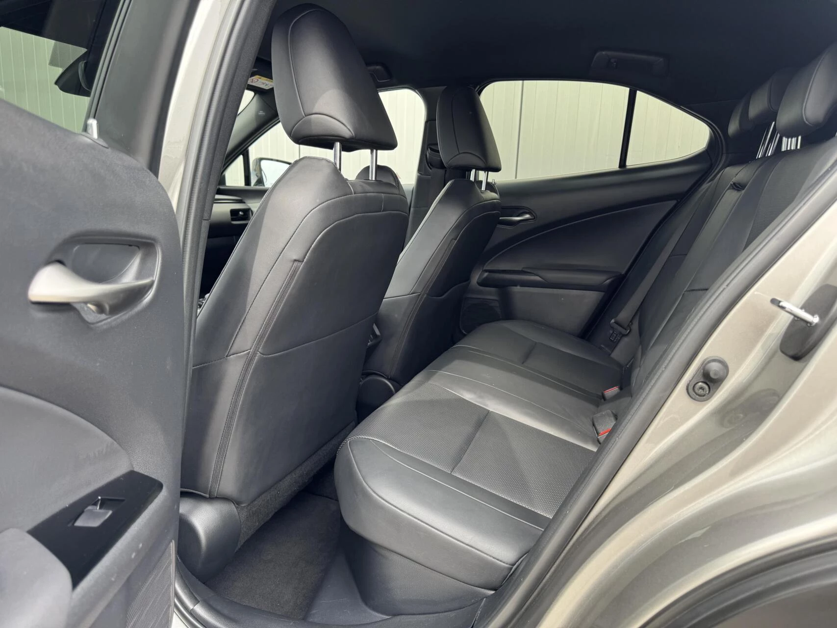 Hoofdafbeelding Lexus UX