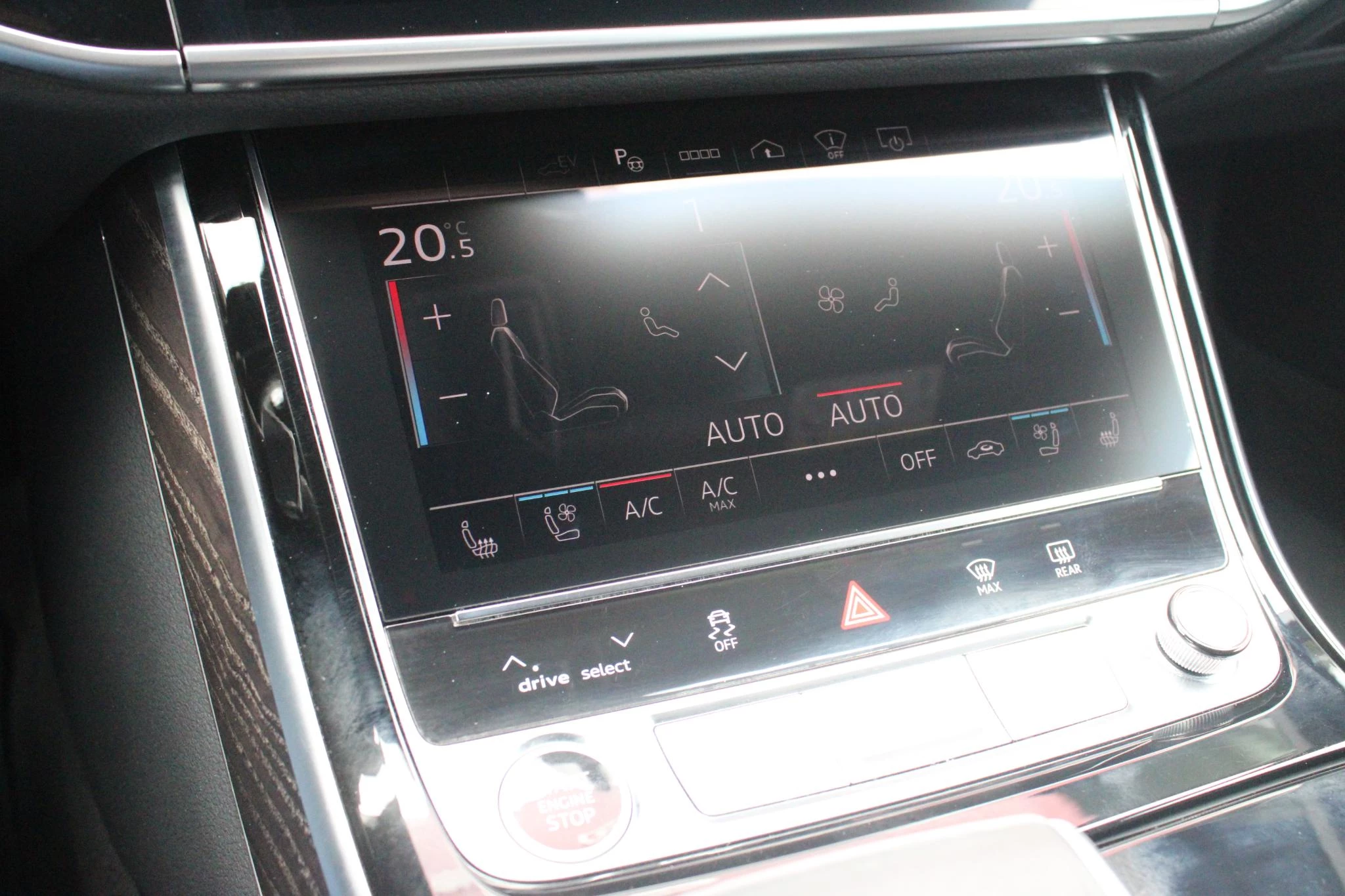Hoofdafbeelding Audi A8