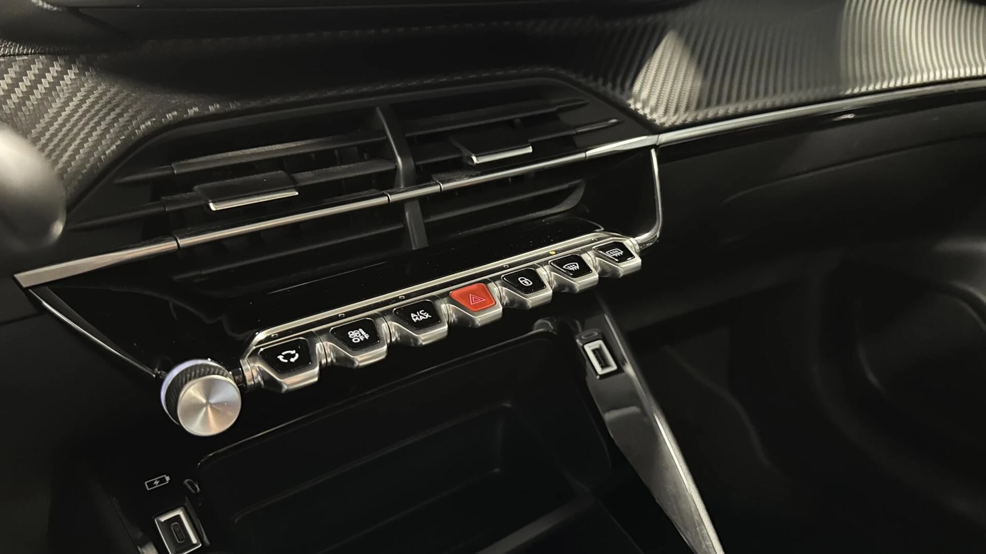 Hoofdafbeelding Peugeot e-208