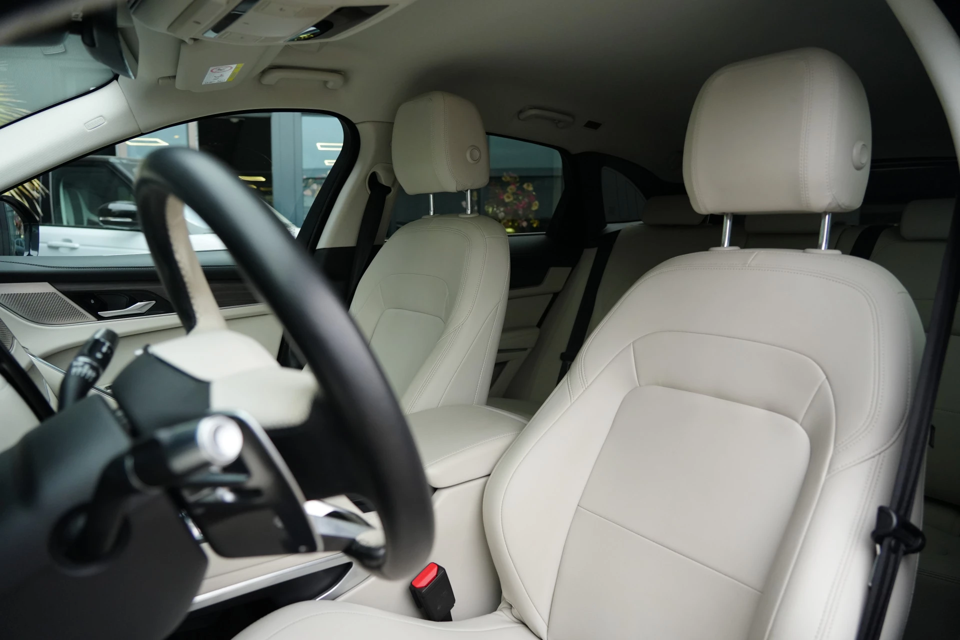 Hoofdafbeelding Jaguar F-PACE