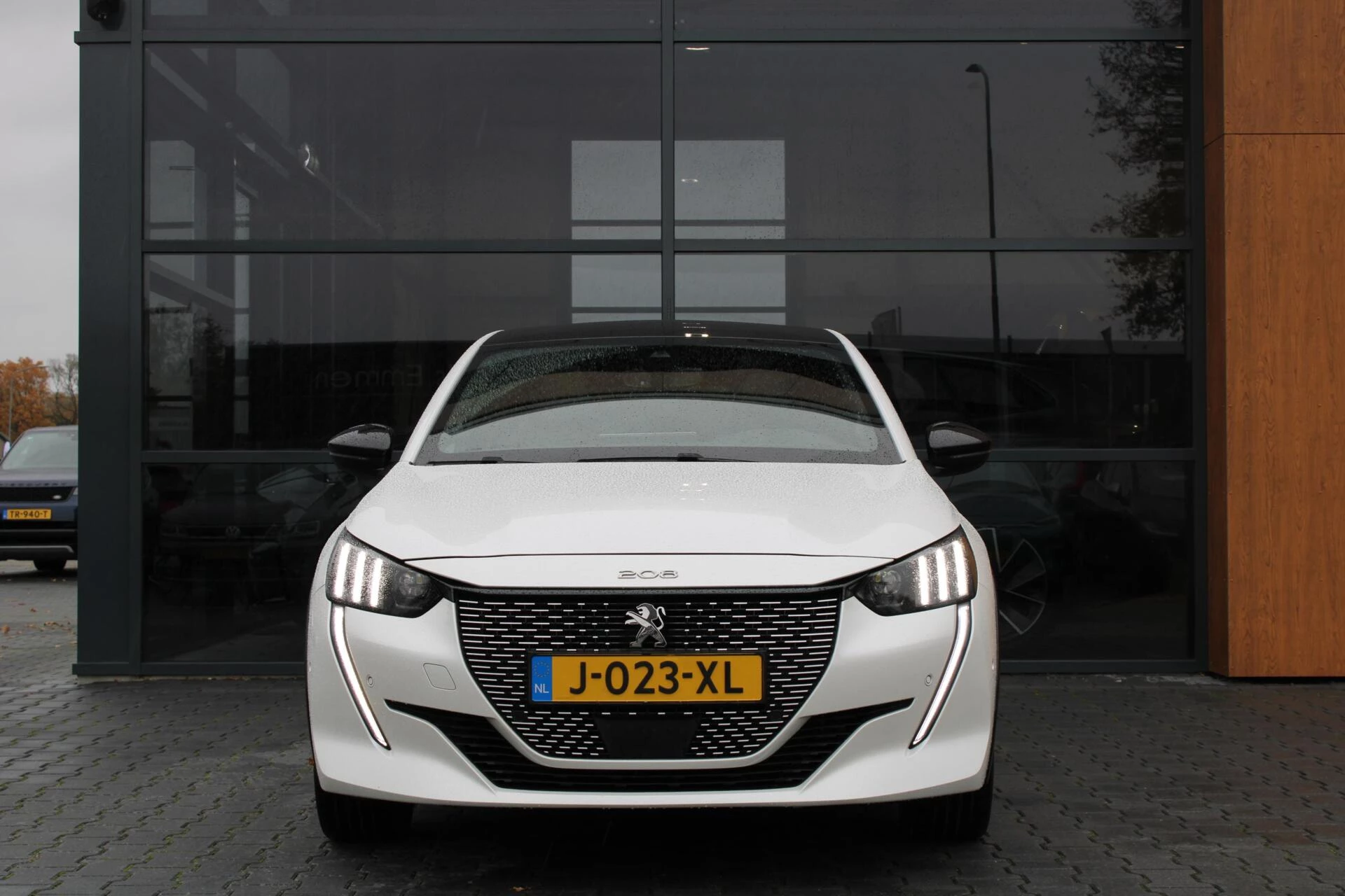 Hoofdafbeelding Peugeot e-208