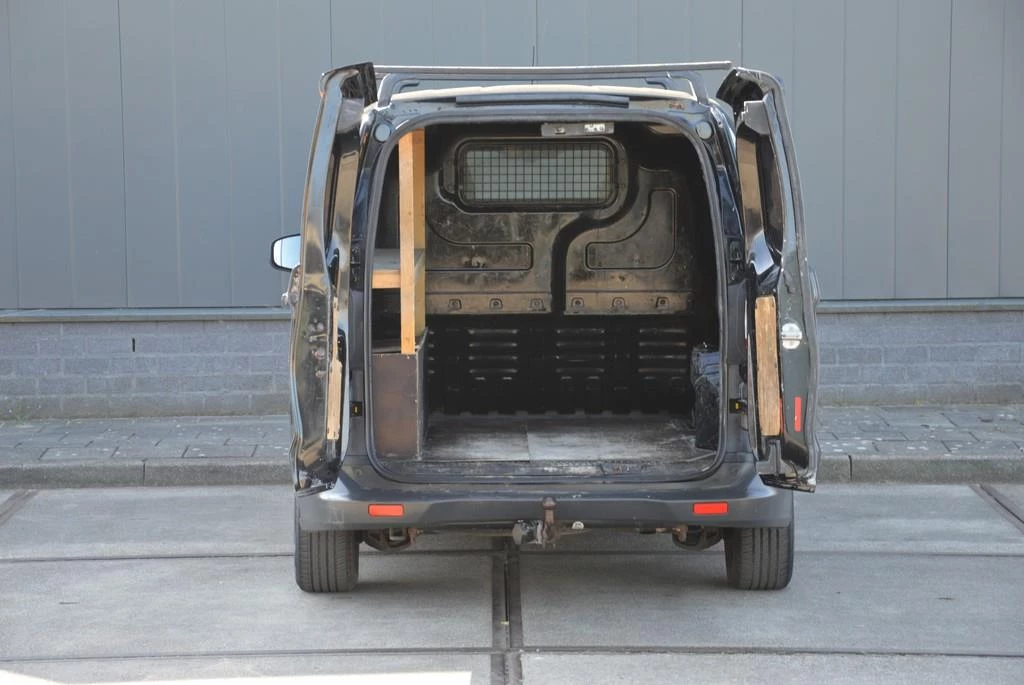 Hoofdafbeelding Ford Transit Courier