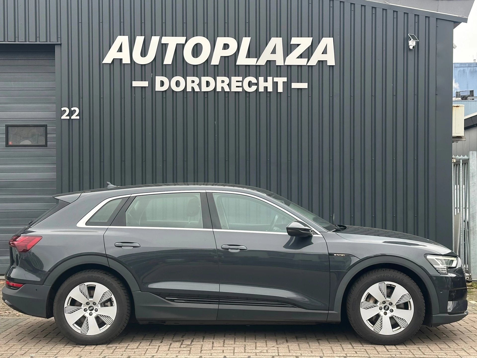 Hoofdafbeelding Audi e-tron