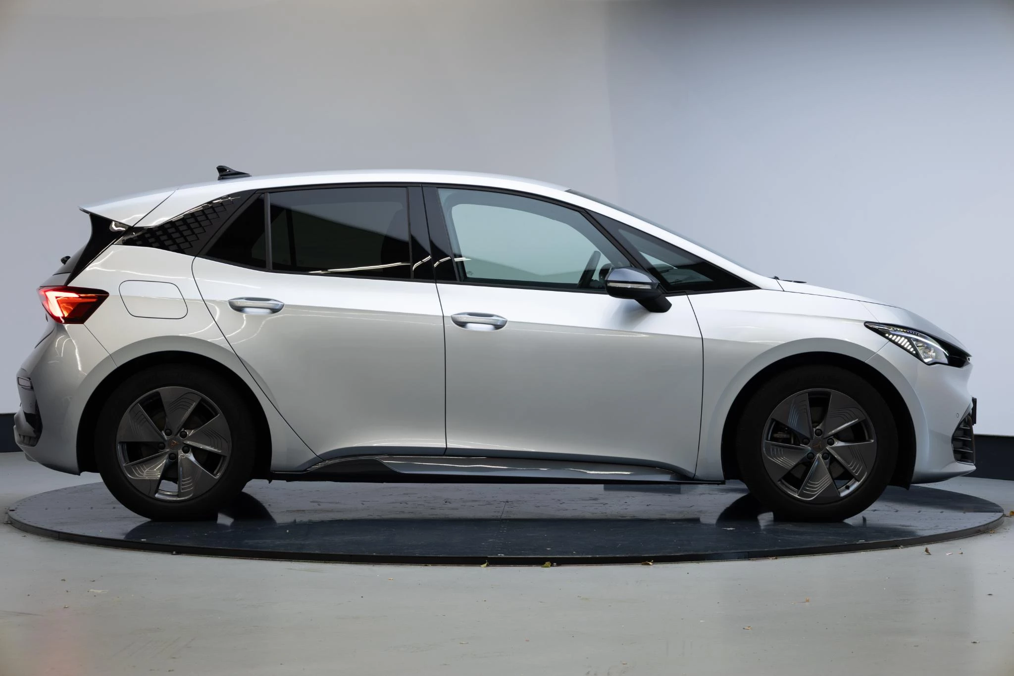 Hoofdafbeelding CUPRA Born