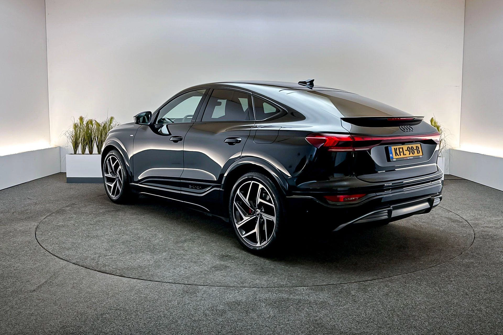 Hoofdafbeelding Audi Q6 e-tron