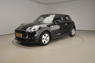 MINI 3-deurs Cooper Navigatie / Climate / PDC / LED / Cruise / Isofix / Alu wielen