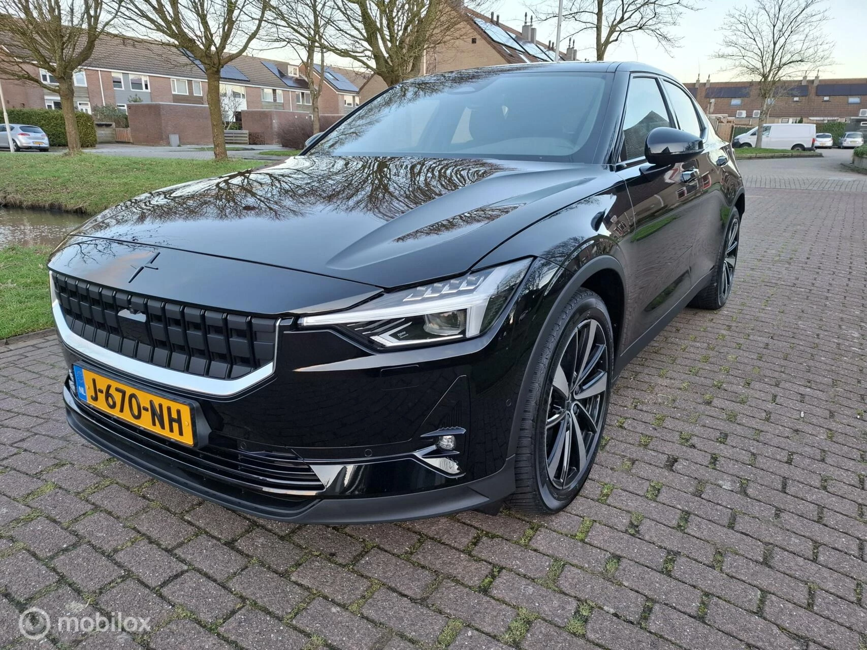 Hoofdafbeelding Polestar 2