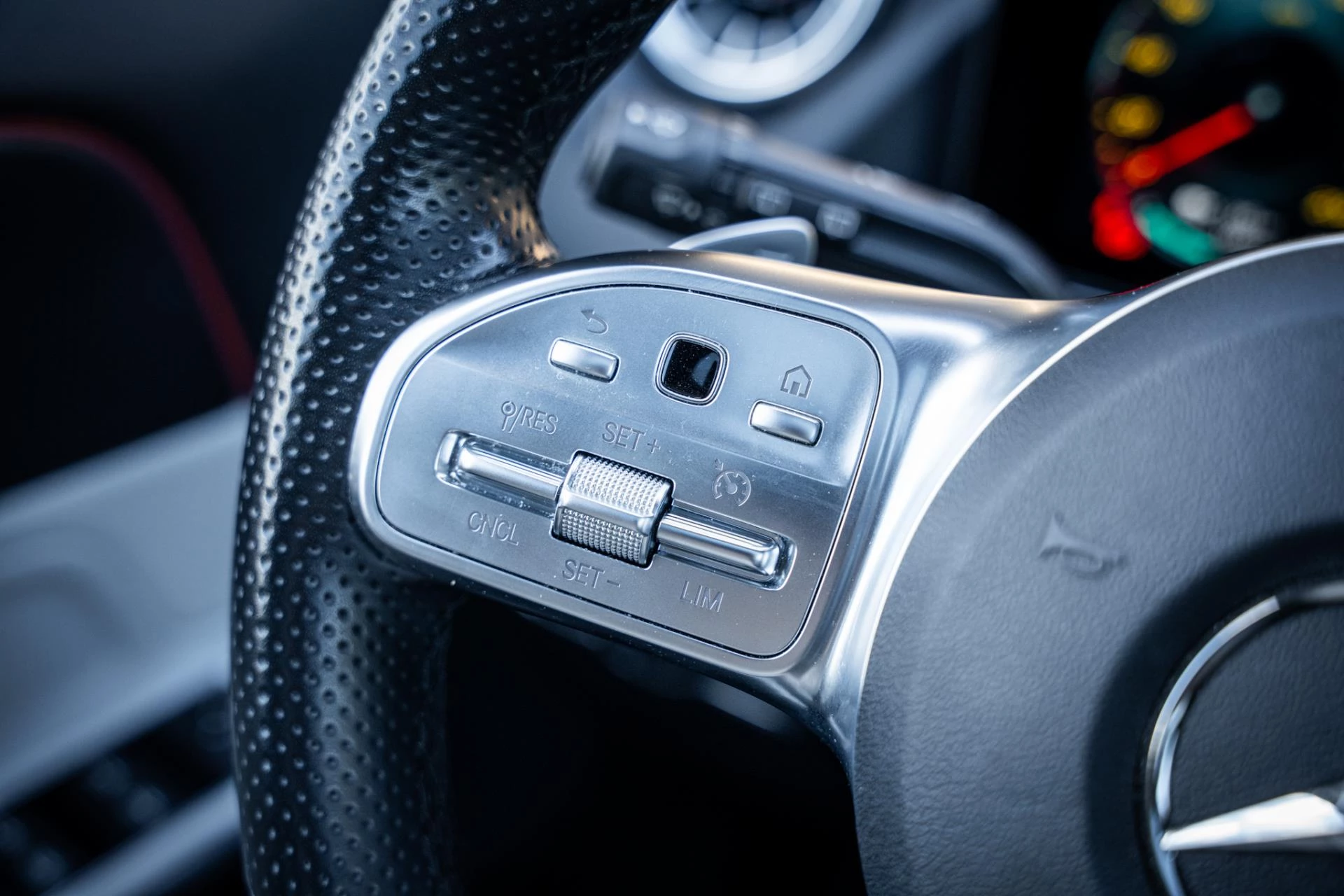 Hoofdafbeelding Mercedes-Benz EQA