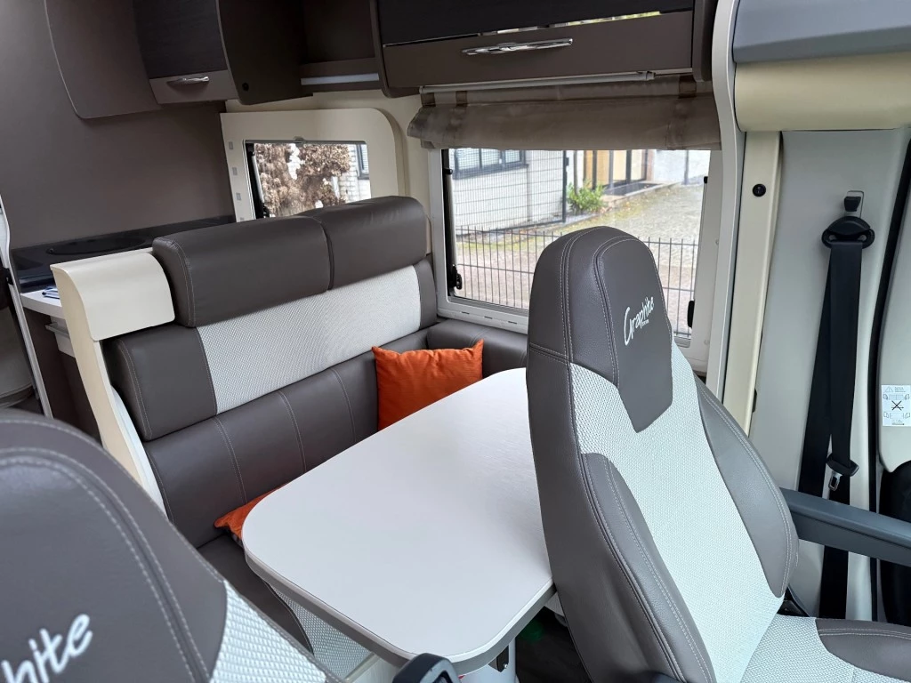 Hoofdafbeelding Challenger Challenger Graphite 398 Xlb