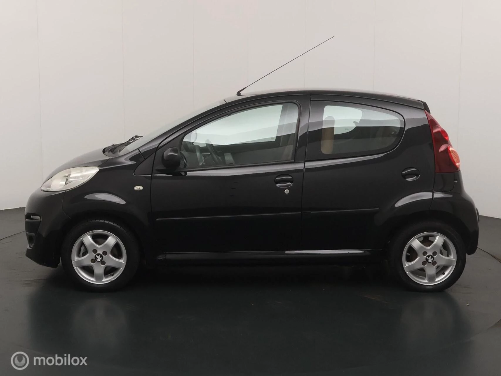 Hoofdafbeelding Peugeot 107