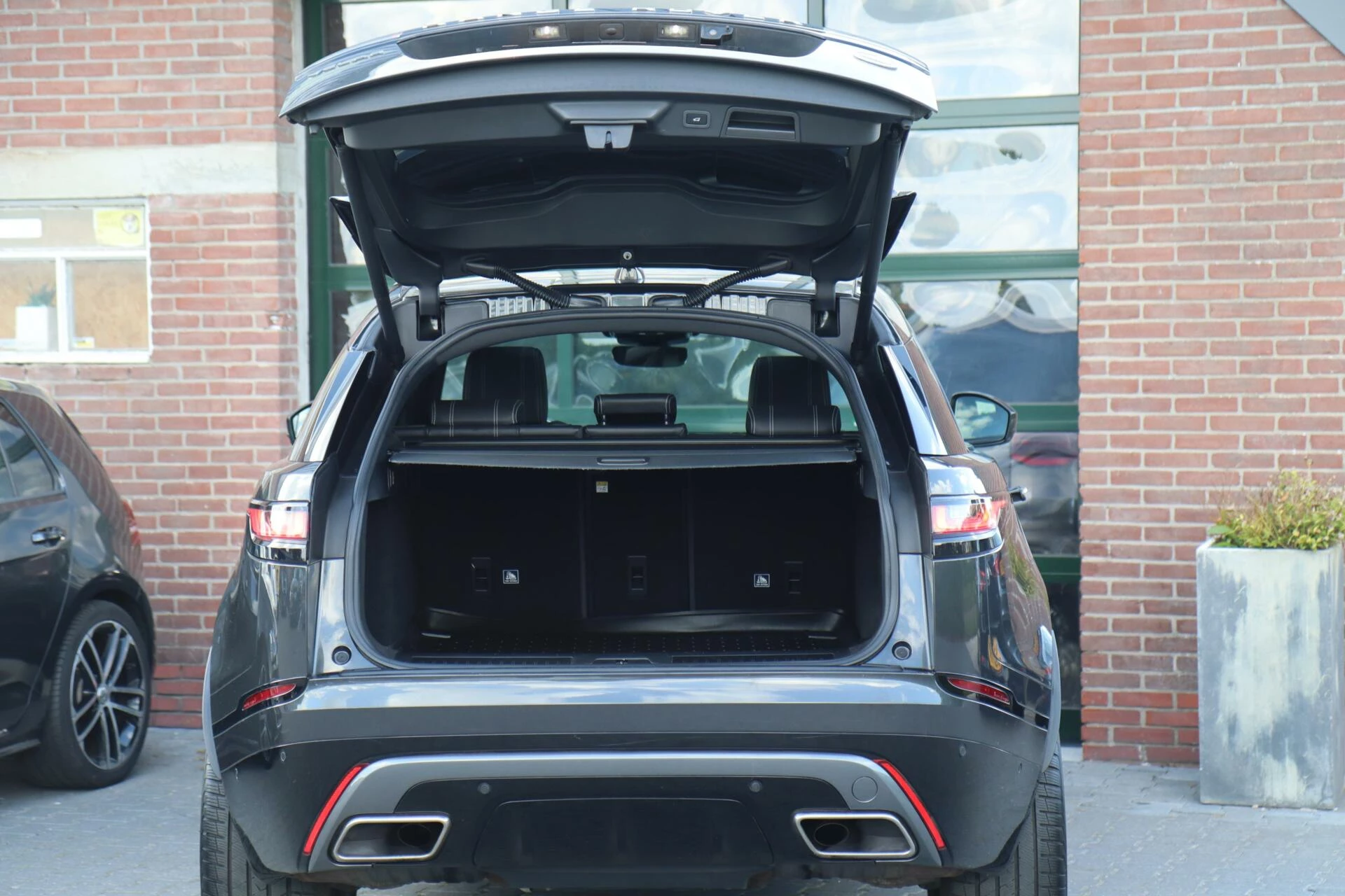 Hoofdafbeelding Land Rover Range Rover Velar
