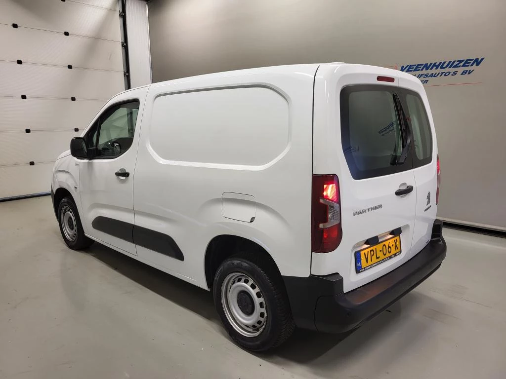 Hoofdafbeelding Peugeot Partner