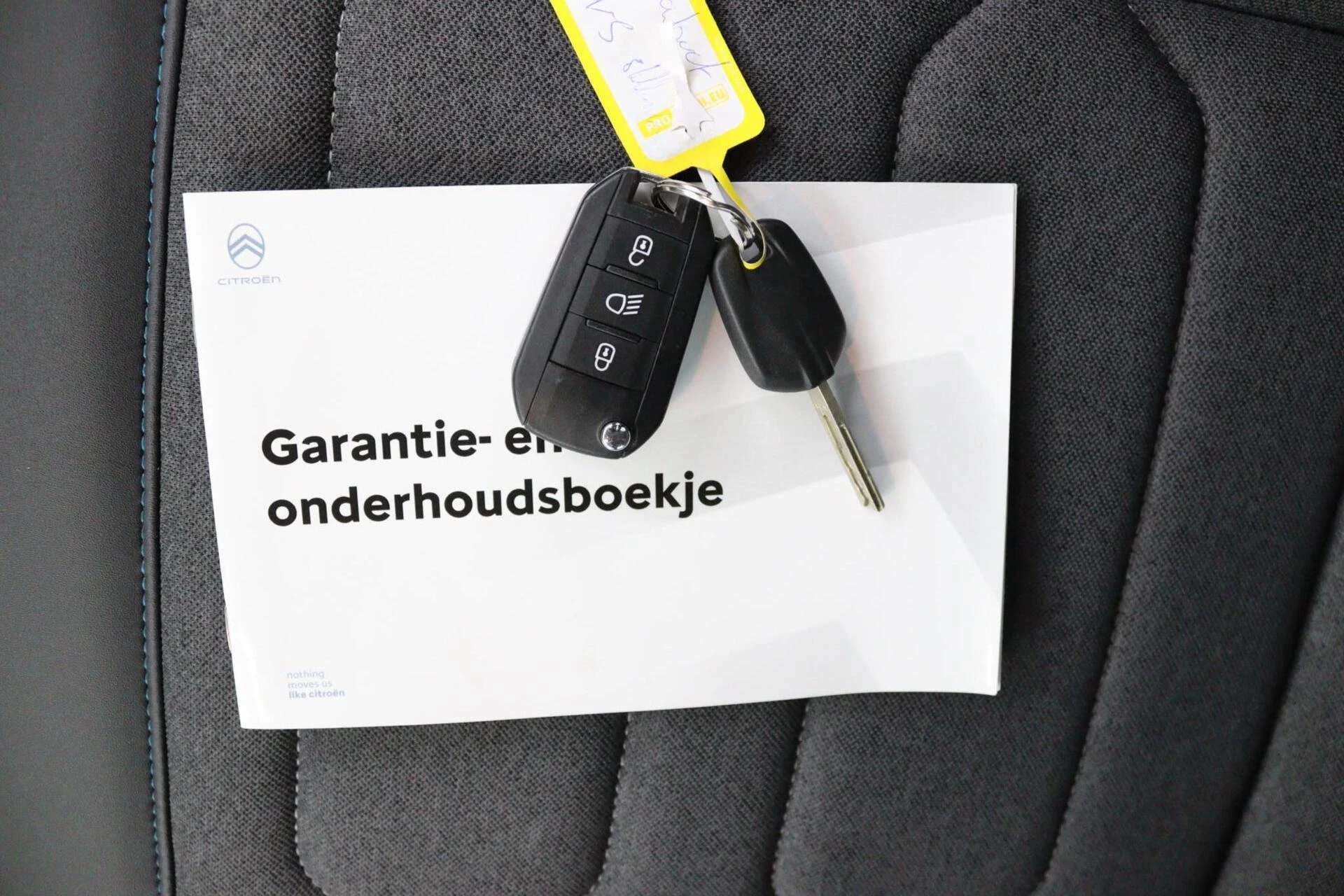 Hoofdafbeelding Citroën ë-C4