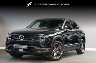 Hoofdafbeelding Mazda MX-30 Mazda MX-30 e-SkyActiv 145 First Edition 36 kWh Pr. lease va €359,- Stoelverwarming Navi Clima Apple Carplay 18" LM SOH 91%