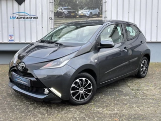 Toyota Aygo 1.0 VVT-i x-play | Achteruitrijcamera | Airco