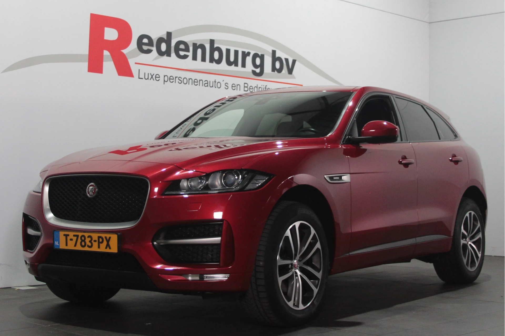 Hoofdafbeelding Jaguar F-PACE