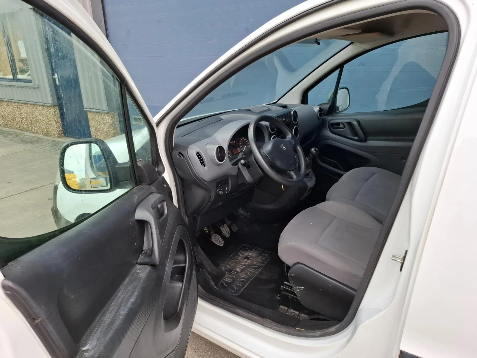 Hoofdafbeelding Peugeot Partner