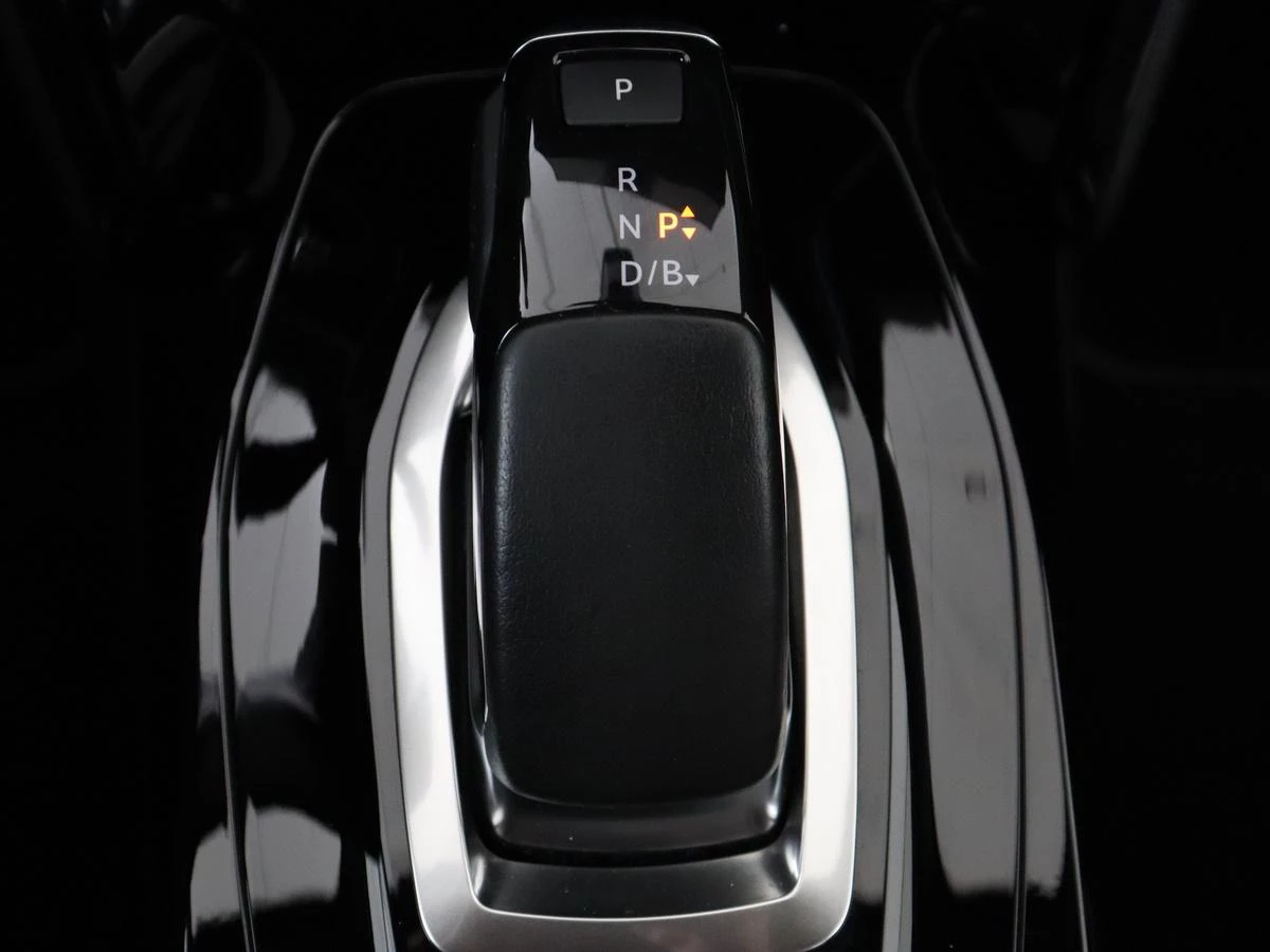 Hoofdafbeelding Peugeot e-2008