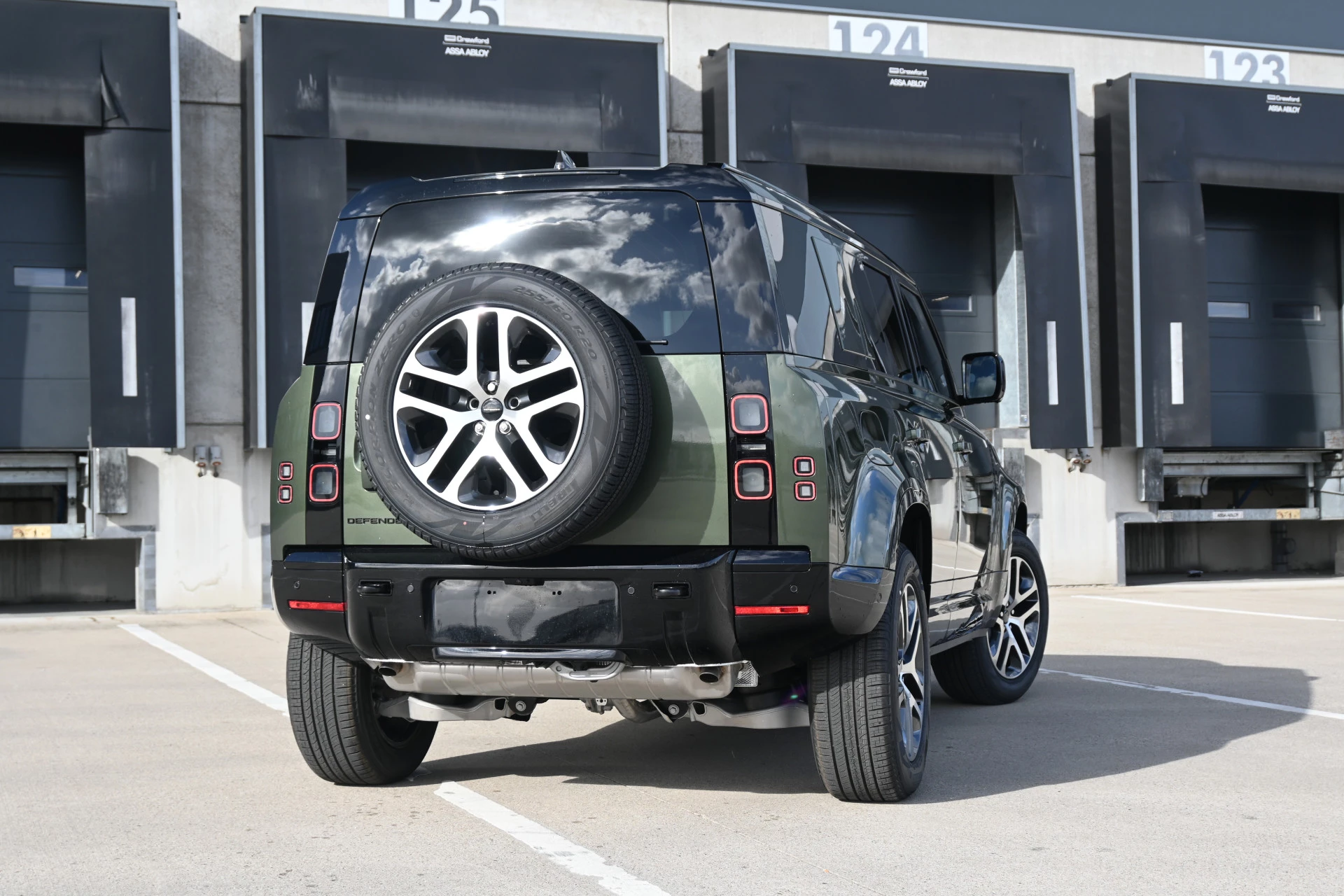 Hoofdafbeelding Land Rover Defender