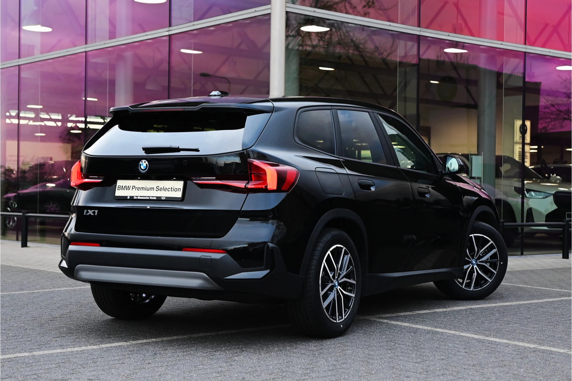 Hoofdafbeelding BMW iX1