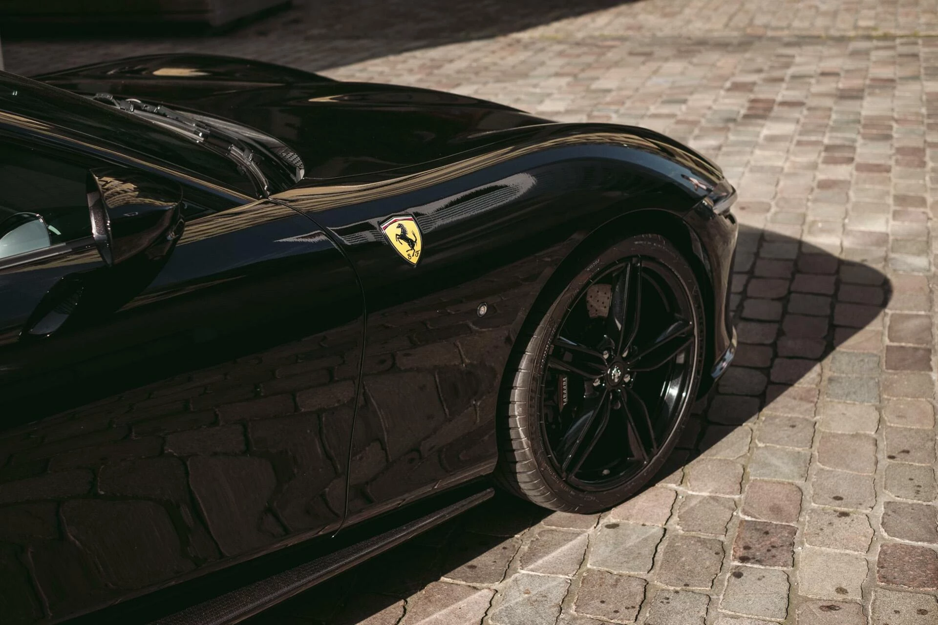 Hoofdafbeelding Ferrari Roma