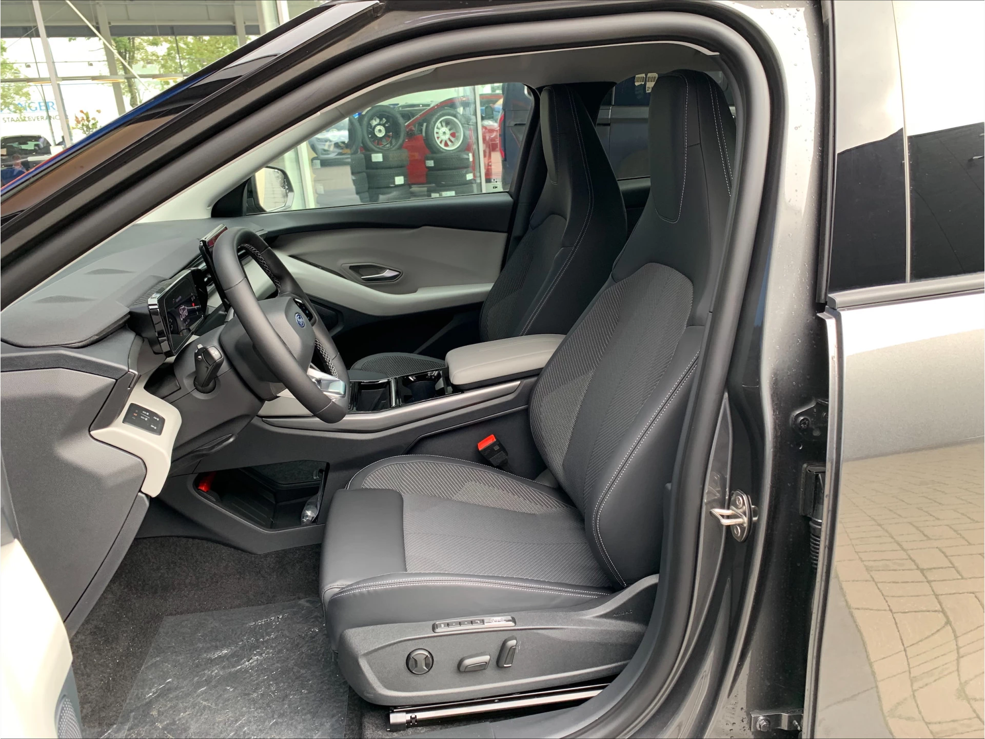 Hoofdafbeelding Ford Explorer