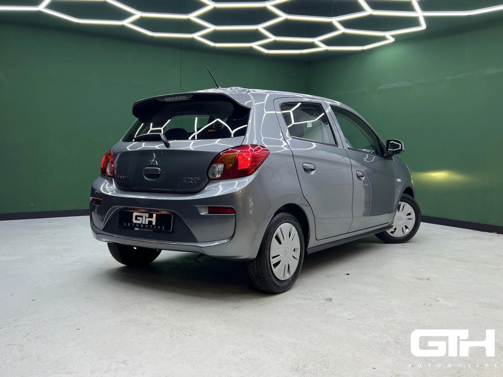 Hoofdafbeelding Mitsubishi Space Star