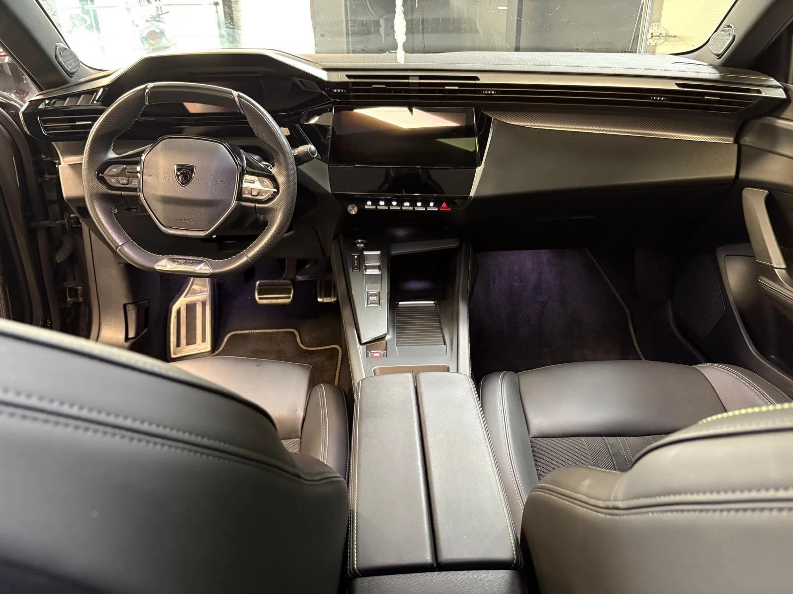 Hoofdafbeelding Peugeot 408