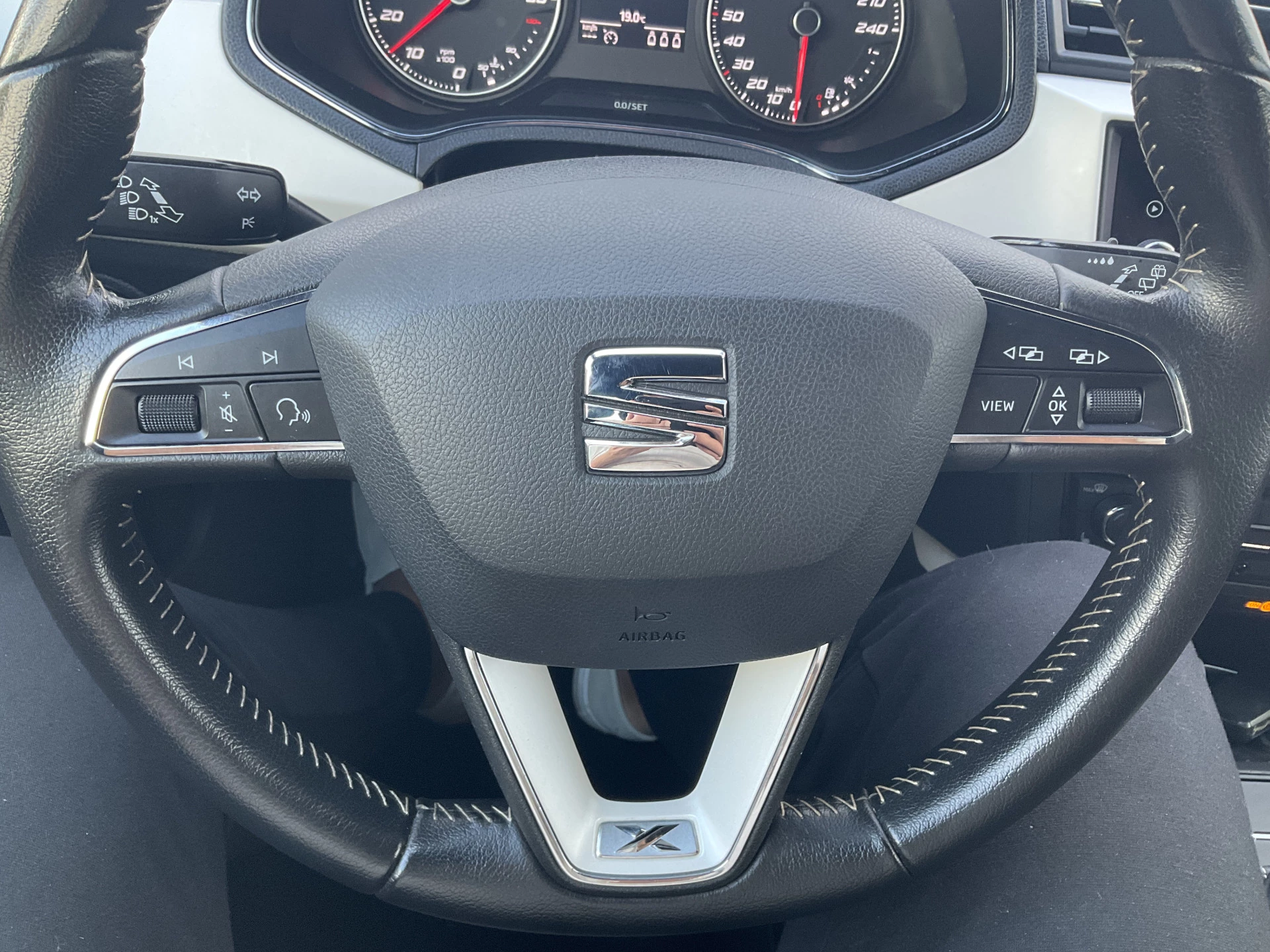Hoofdafbeelding SEAT Arona