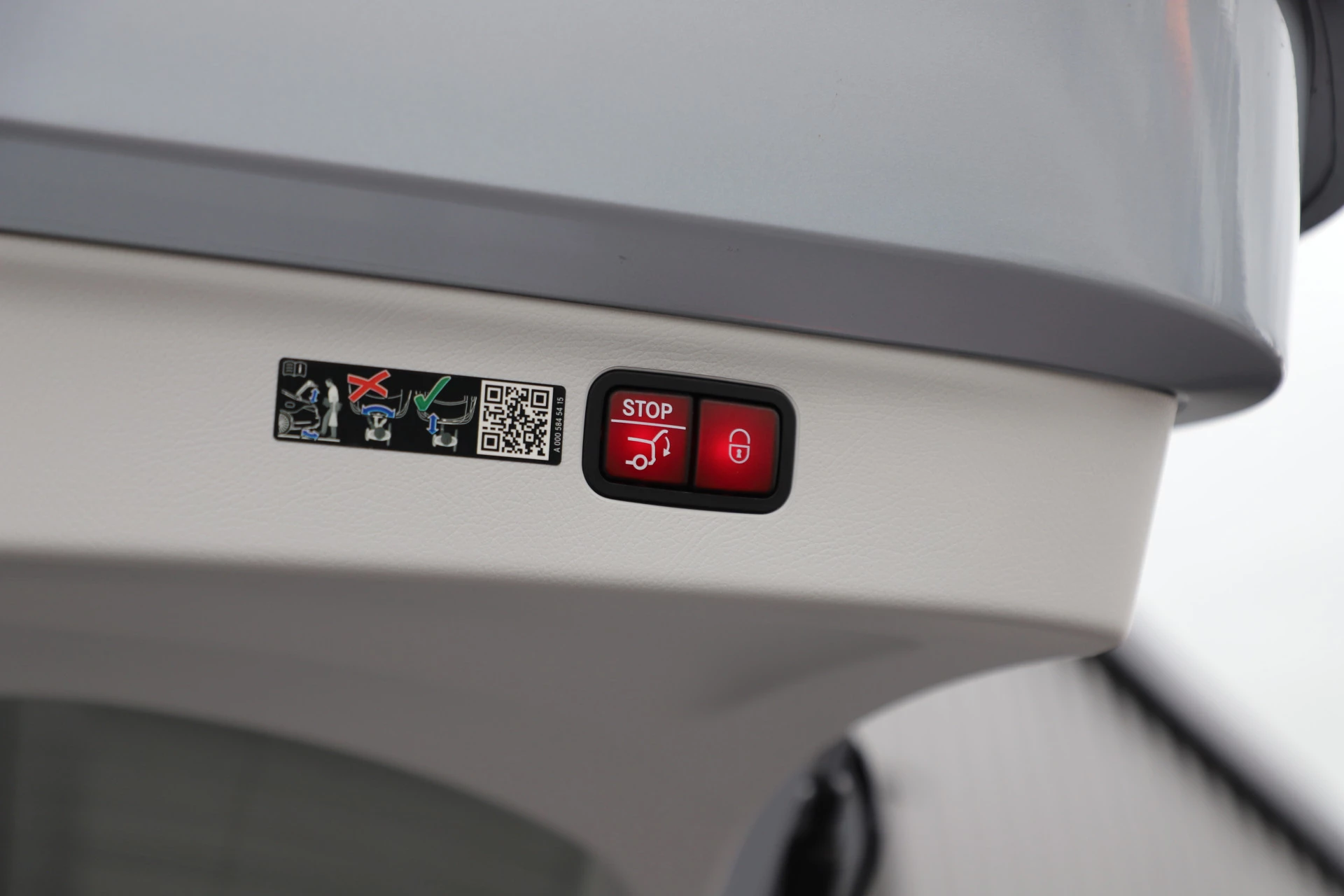 Hoofdafbeelding Mercedes-Benz EQS