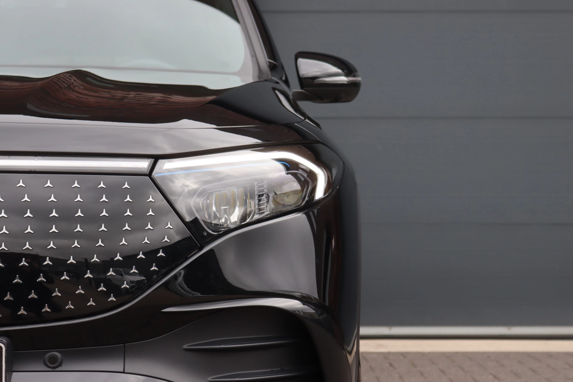 Hoofdafbeelding Mercedes-Benz EQB