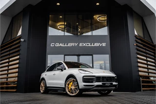 Hoofdafbeelding Porsche Cayenne Porsche Cayenne Coupé 4.0 Turbo GT - Individual | Sport Chrono | Luchtvering | HUD