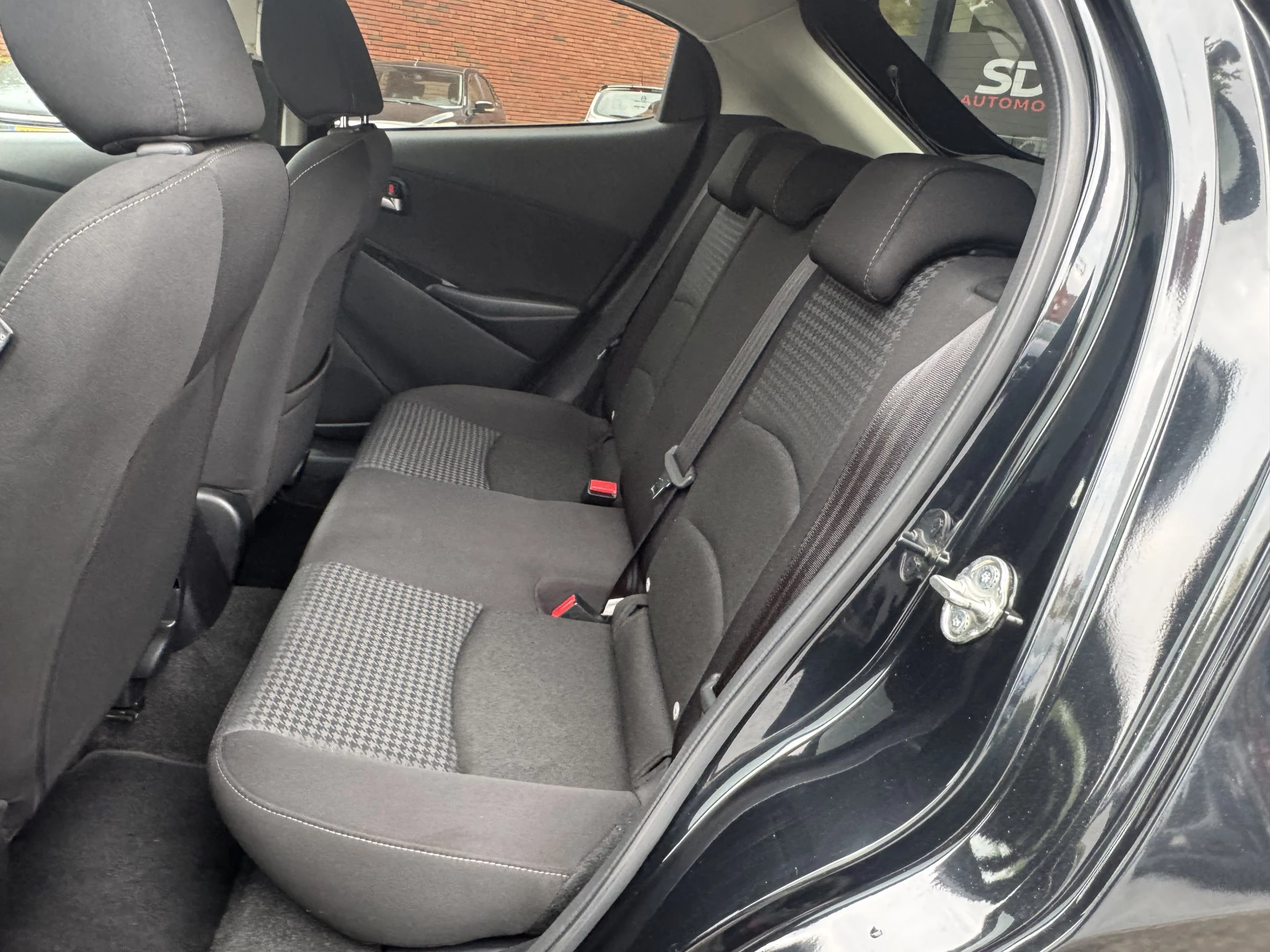 Hoofdafbeelding Mazda 2