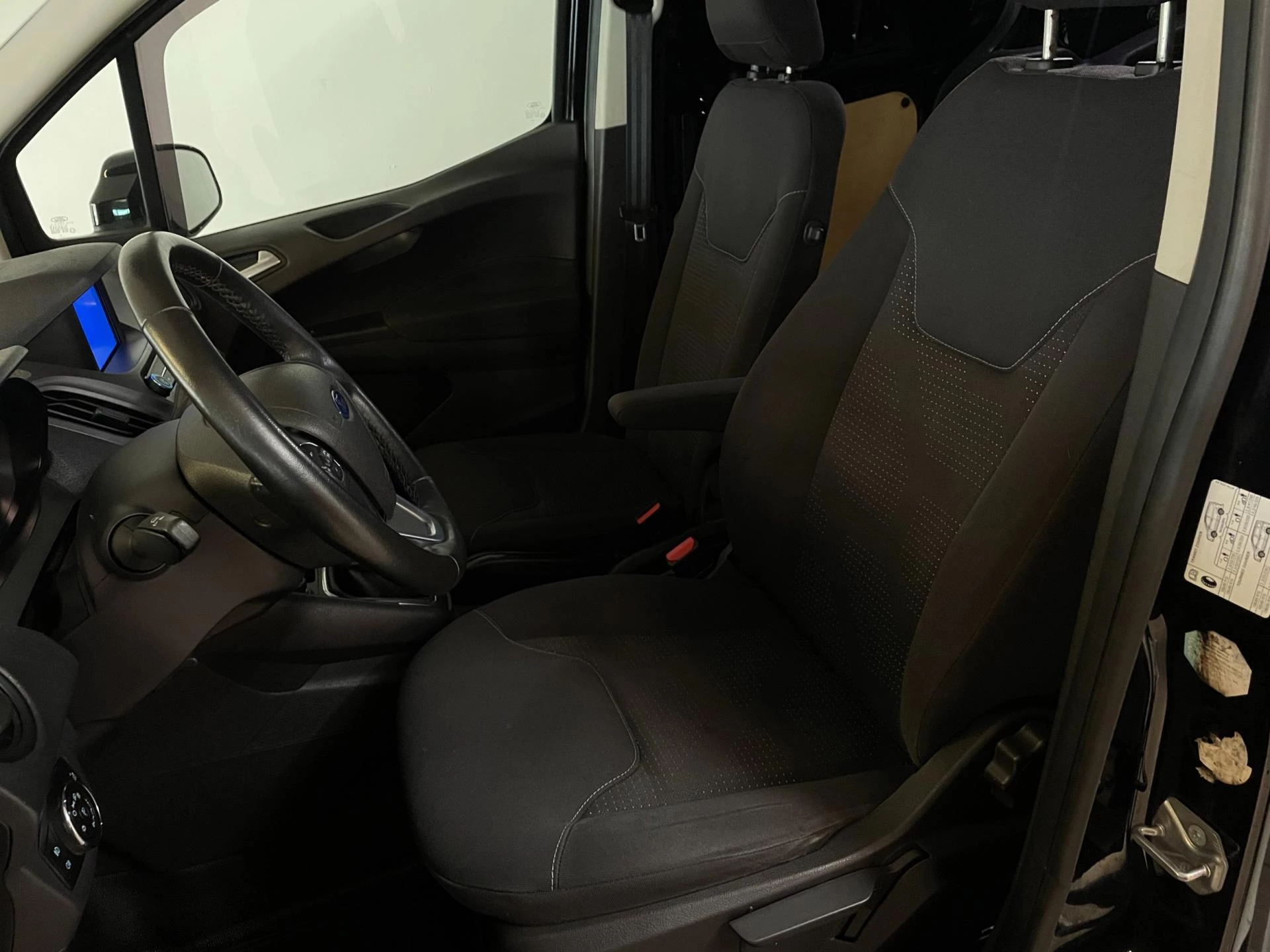 Hoofdafbeelding Ford Transit Courier