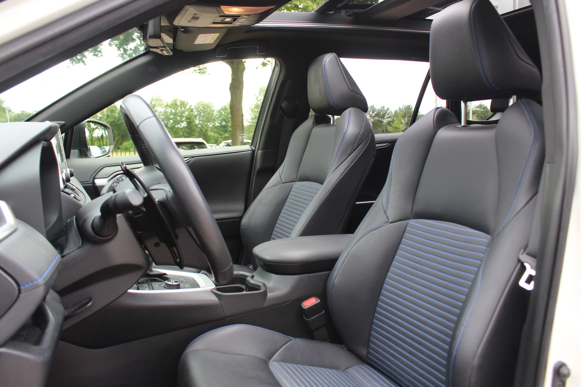 Hoofdafbeelding Toyota RAV4