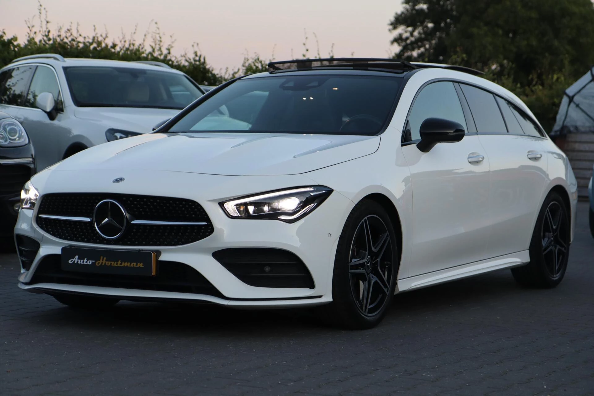 Hoofdafbeelding Mercedes-Benz CLA