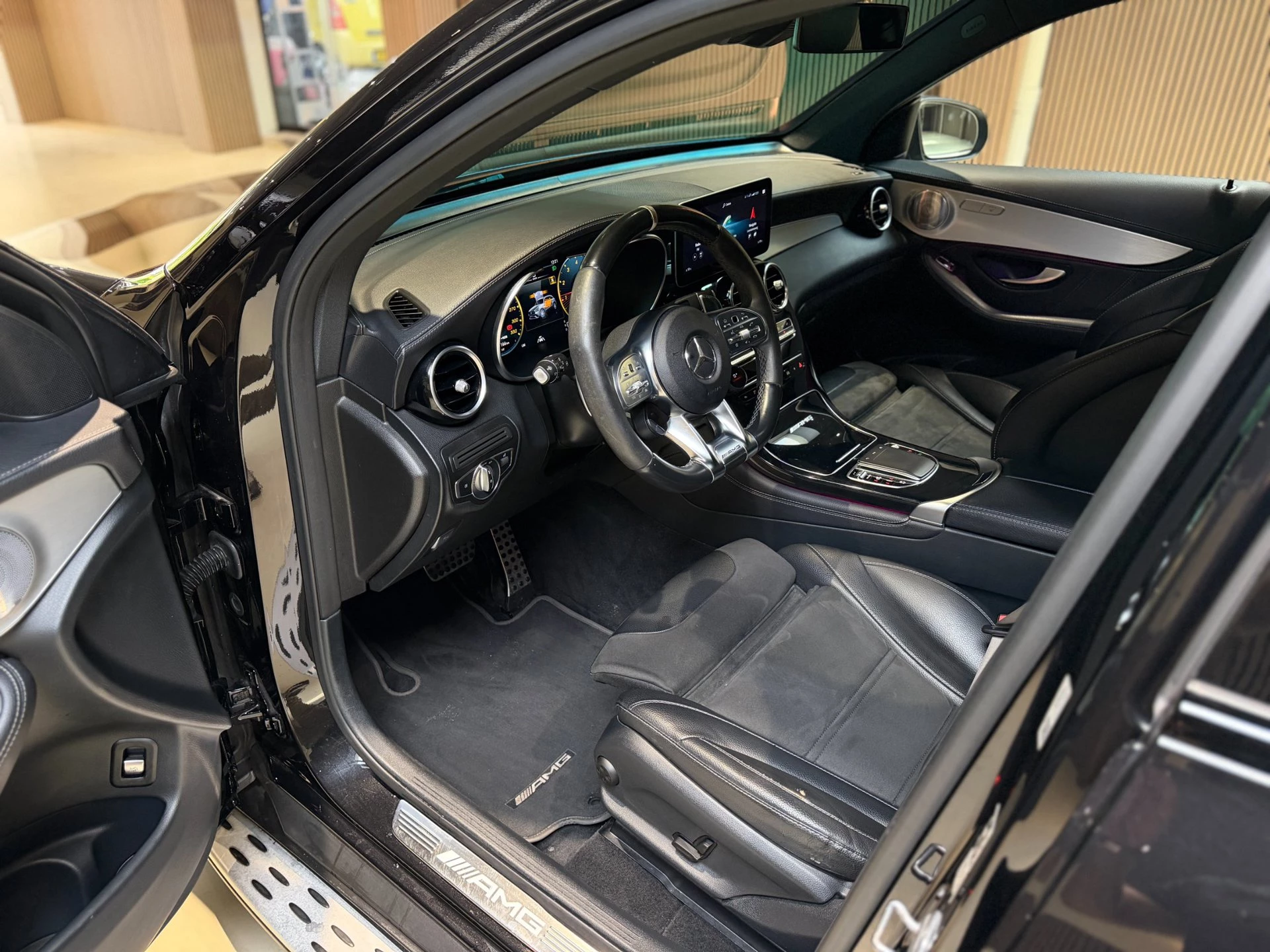Hoofdafbeelding Mercedes-Benz GLC