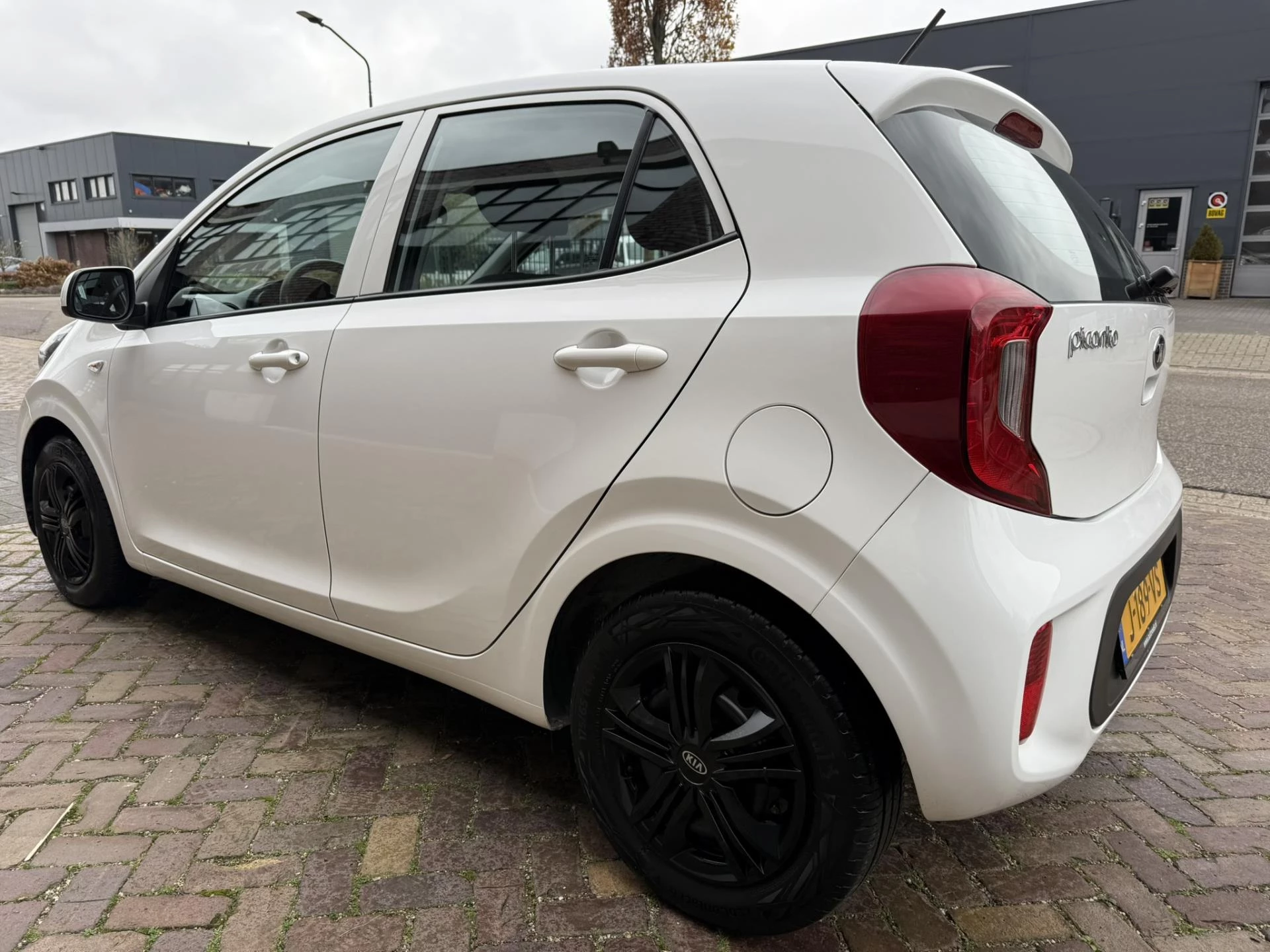 Hoofdafbeelding Kia Picanto