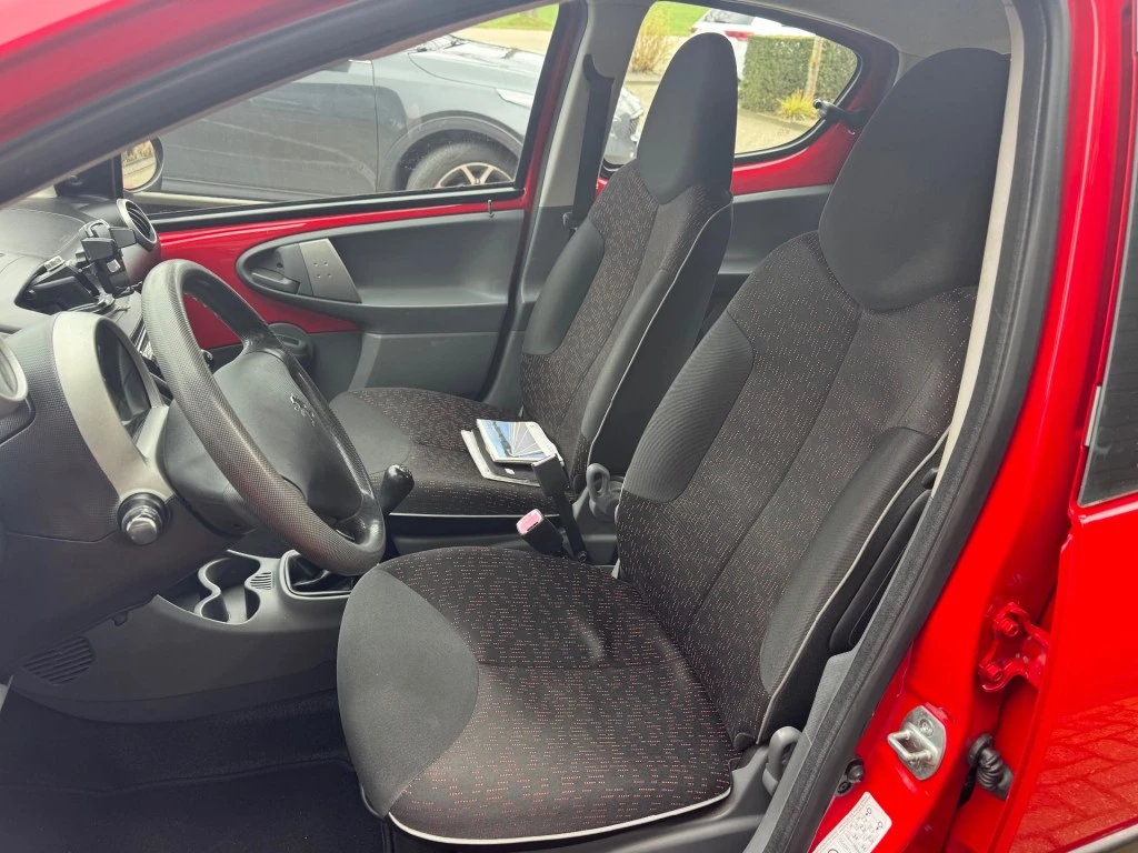 Hoofdafbeelding Peugeot 107